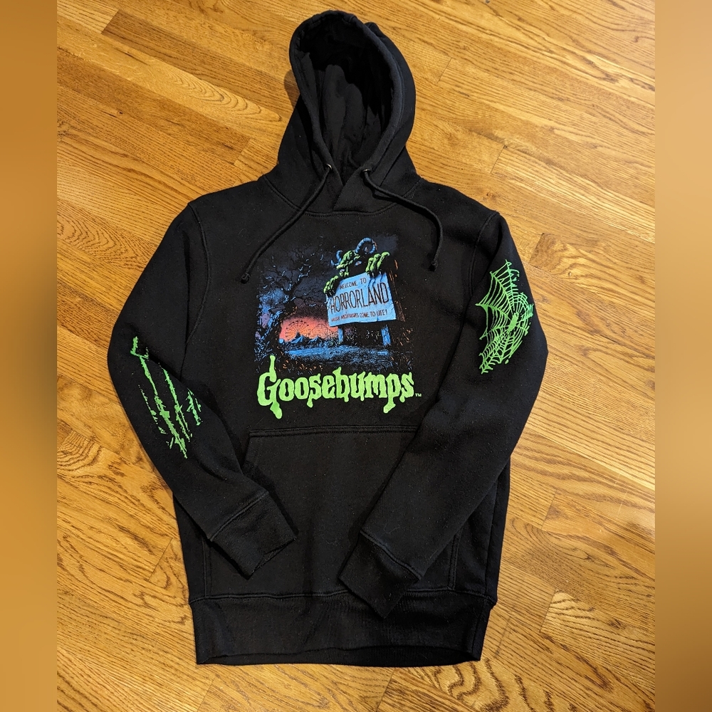Goosebumps Horrorland Hoodie - Unisex Medium